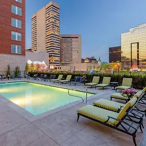King Size In Heart Of Downtown Columbus